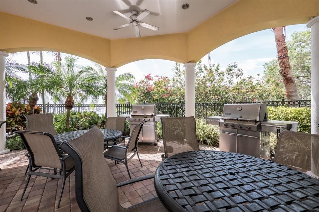 En Venta: $649,000 (2 camas, 2 baños, 1750 Pies cuadrados)