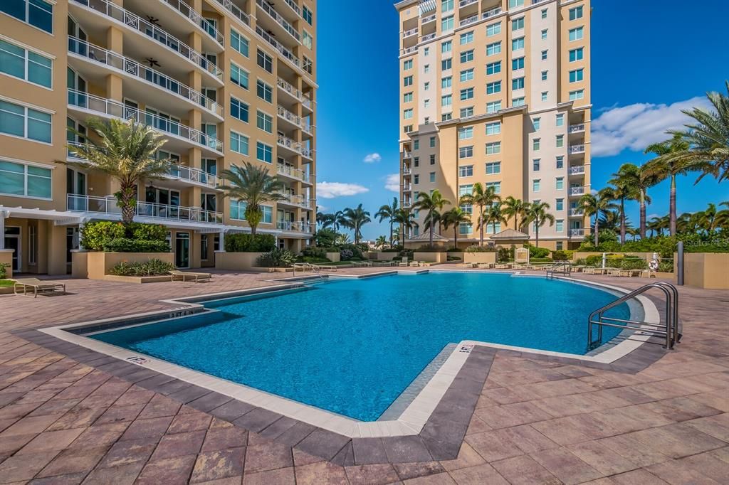 En Venta: $649,000 (2 camas, 2 baños, 1750 Pies cuadrados)