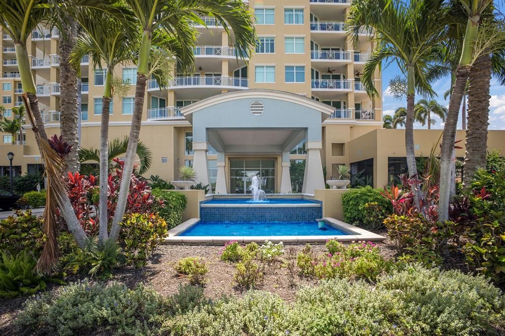 En Venta: $649,000 (2 camas, 2 baños, 1750 Pies cuadrados)