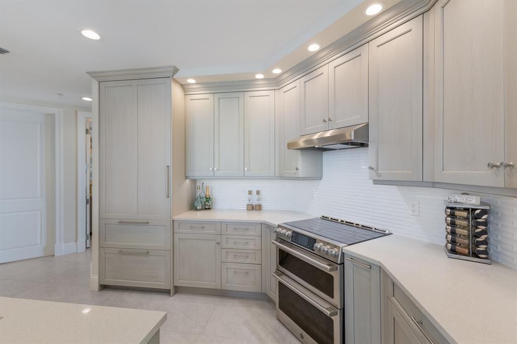 En Venta: $649,000 (2 camas, 2 baños, 1750 Pies cuadrados)