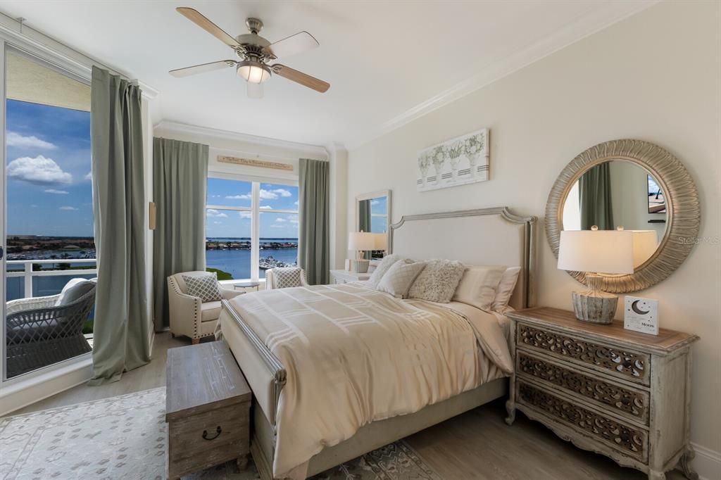 En Venta: $649,000 (2 camas, 2 baños, 1750 Pies cuadrados)