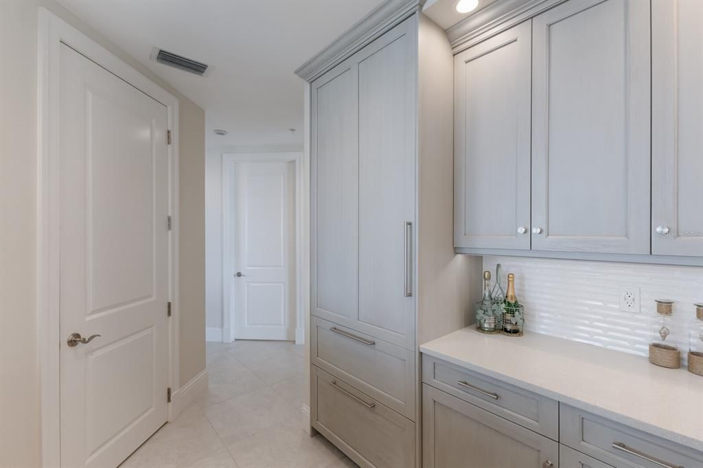 En Venta: $649,000 (2 camas, 2 baños, 1750 Pies cuadrados)