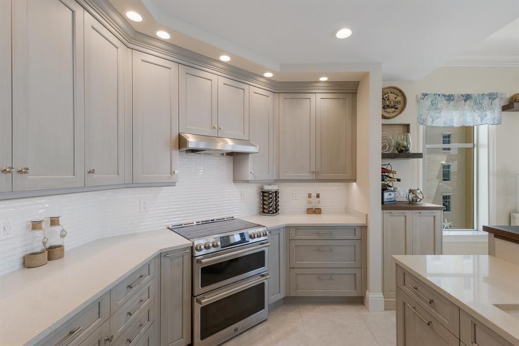 En Venta: $649,000 (2 camas, 2 baños, 1750 Pies cuadrados)