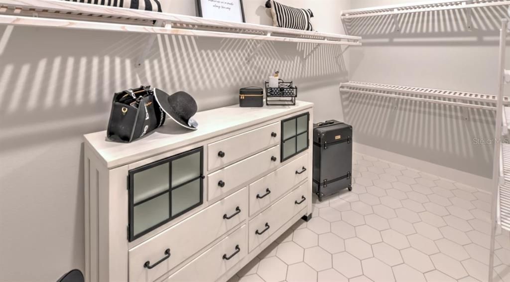 待售: $1,301,535 (4 贝兹, 3 浴室, 2588 平方英尺)