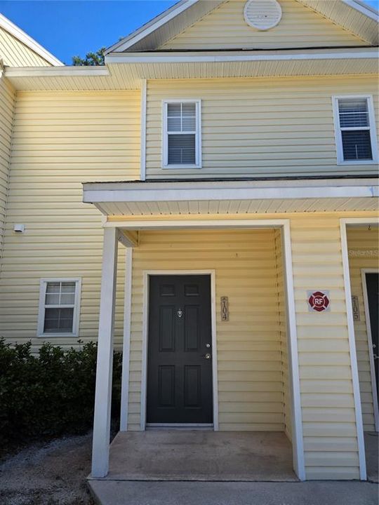 For Rent: $1,500 (1 beds, 1 baths, 1002 Square Feet)