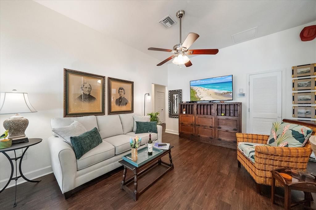 For Sale: $849,000 (3 beds, 2 baths, 1853 Square Feet)