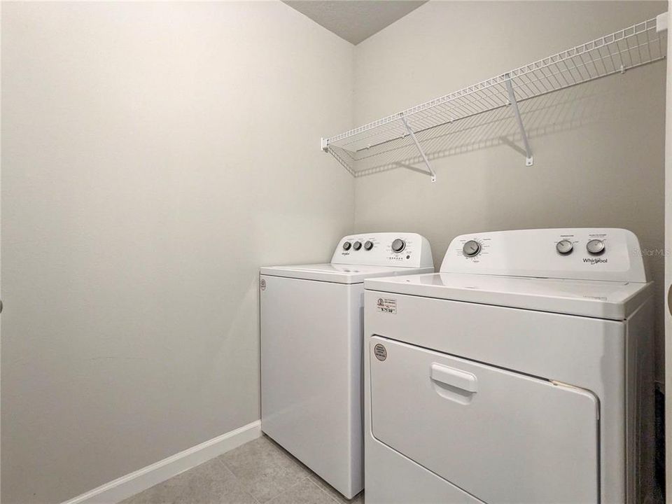 出租: $2,395 (3 贝兹, 2 浴室, 1549 平方英尺)