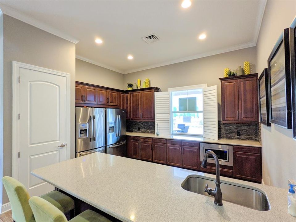 出租: $2,395 (3 贝兹, 2 浴室, 1549 平方英尺)