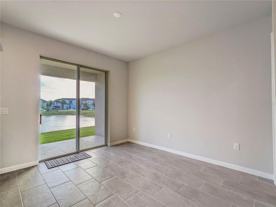 出租: $2,395 (3 贝兹, 2 浴室, 1549 平方英尺)