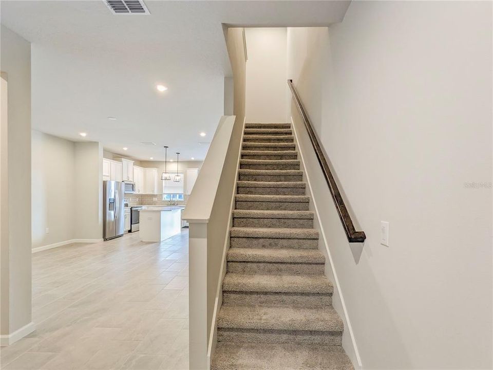 出租: $2,395 (3 贝兹, 2 浴室, 1549 平方英尺)