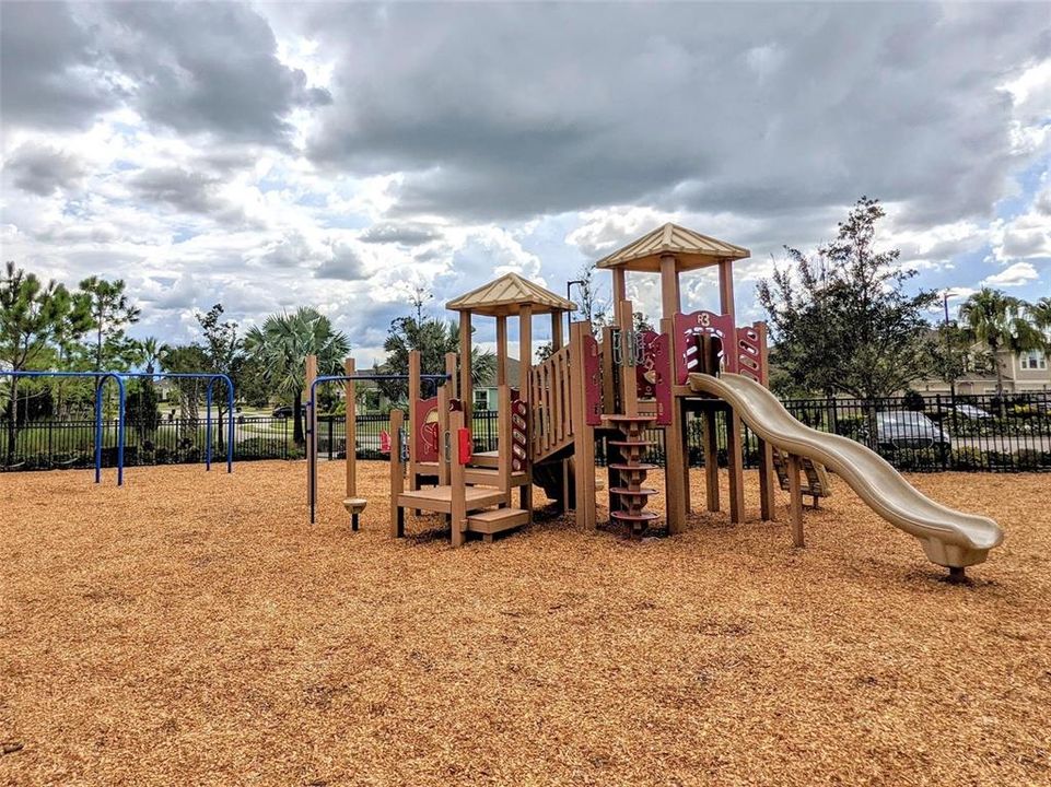 出租: $2,395 (3 贝兹, 2 浴室, 1549 平方英尺)