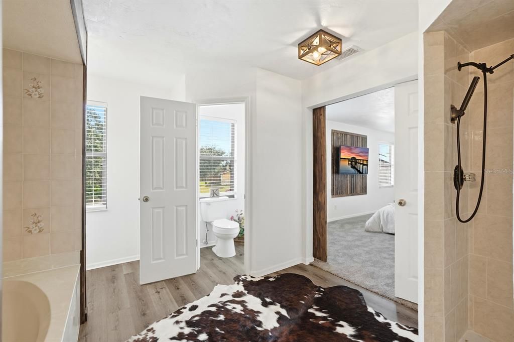 На продажу: $410,000 (3 спален, 2 ванн, 1872 Квадратных фут)