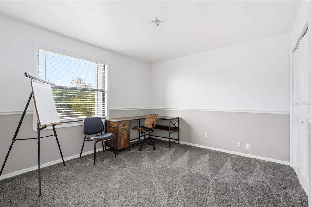 На продажу: $410,000 (3 спален, 2 ванн, 1872 Квадратных фут)