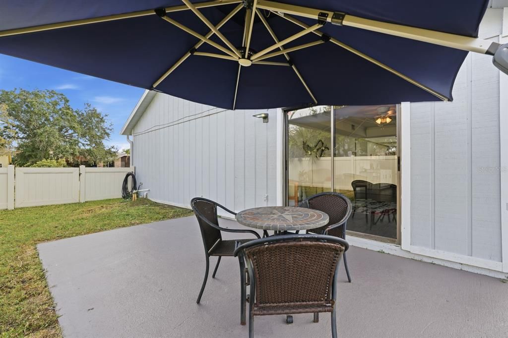 На продажу: $410,000 (3 спален, 2 ванн, 1872 Квадратных фут)