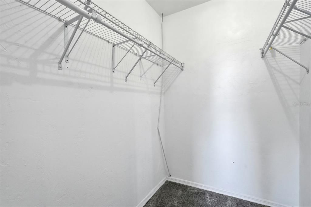 На продажу: $410,000 (3 спален, 2 ванн, 1872 Квадратных фут)