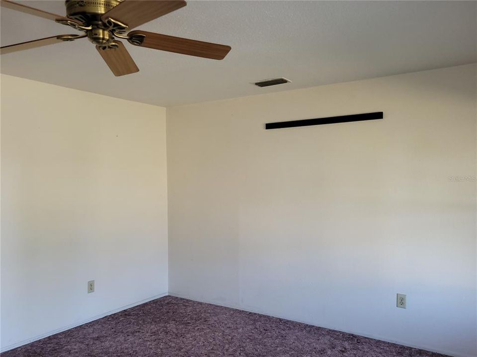 For Sale: $155,000 (3 beds, 1 baths, 1172 Square Feet)