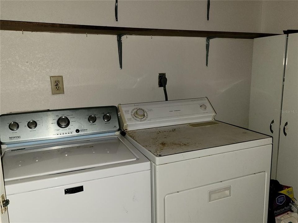 For Sale: $155,000 (3 beds, 1 baths, 1172 Square Feet)