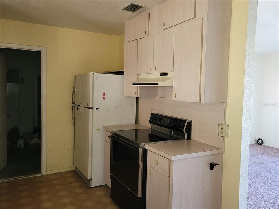 For Sale: $155,000 (3 beds, 1 baths, 1172 Square Feet)