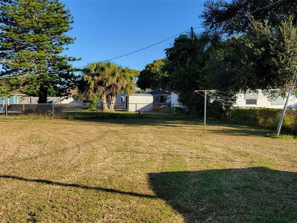 For Sale: $155,000 (3 beds, 1 baths, 1172 Square Feet)