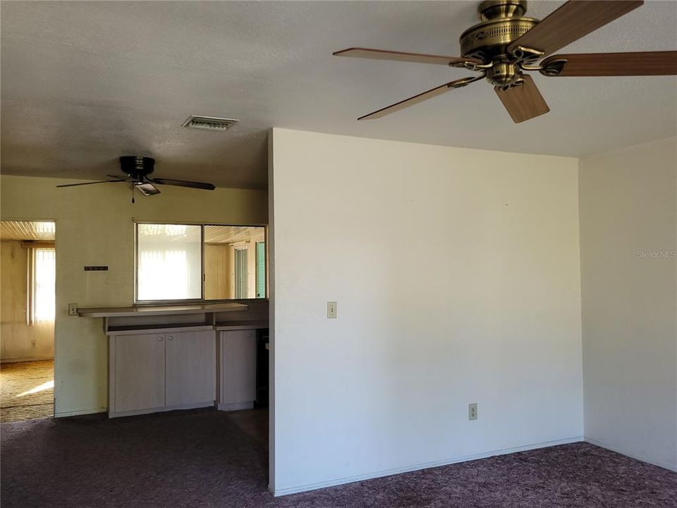 For Sale: $155,000 (3 beds, 1 baths, 1172 Square Feet)