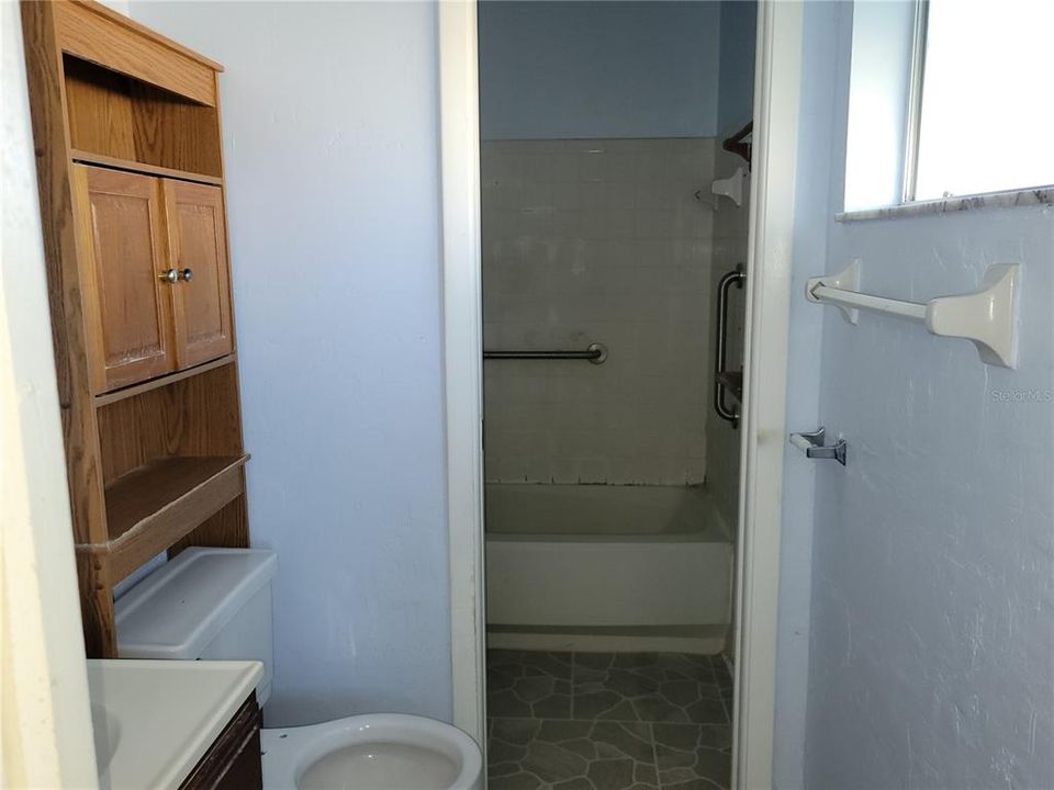 For Sale: $155,000 (3 beds, 1 baths, 1172 Square Feet)