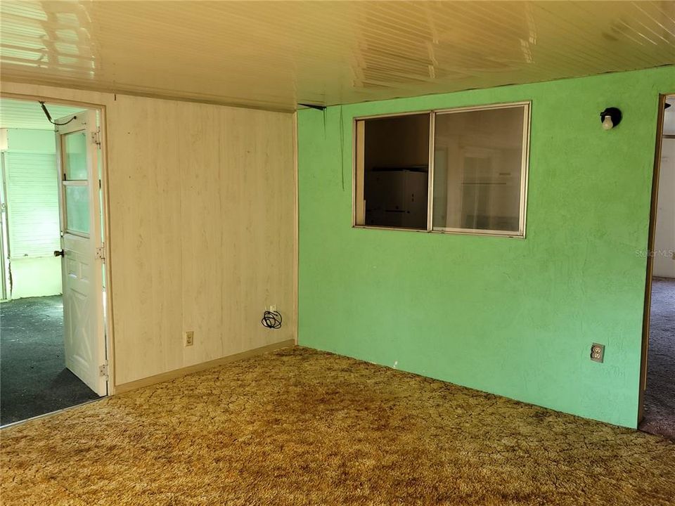 For Sale: $155,000 (3 beds, 1 baths, 1172 Square Feet)