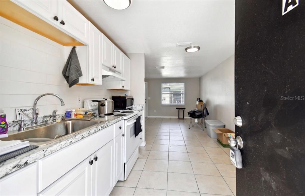 En Venta: $699,900 (8 camas, 0 baños, 2808 Pies cuadrados)