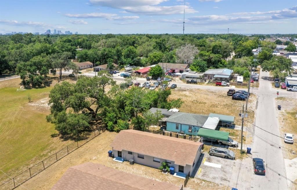 En Venta: $699,900 (8 camas, 0 baños, 2808 Pies cuadrados)