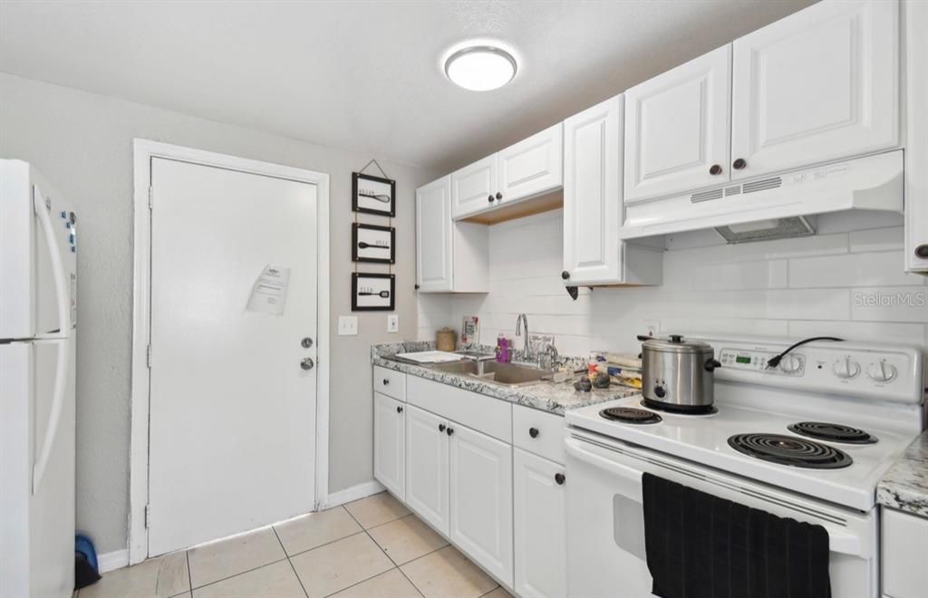 En Venta: $699,900 (8 camas, 0 baños, 2808 Pies cuadrados)