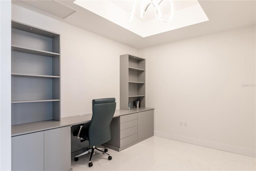 For Rent: $6,500 (2 beds, 2 baths, 1535 Square Feet)