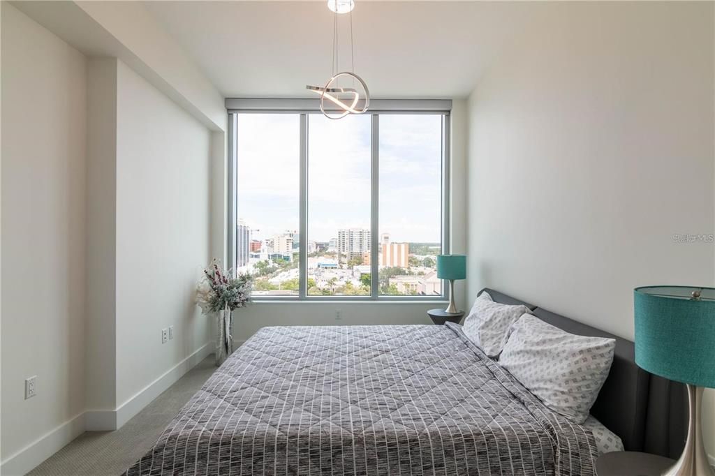 For Rent: $6,500 (2 beds, 2 baths, 1535 Square Feet)