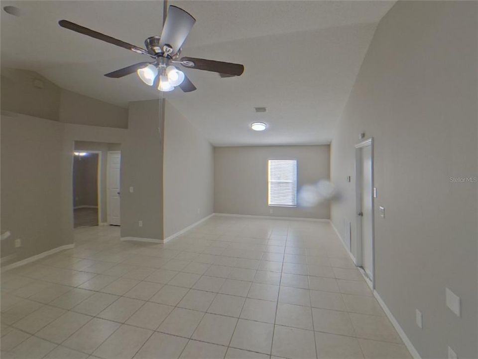For Rent: $1,839 (3 beds, 2 baths, 1298 Square Feet)