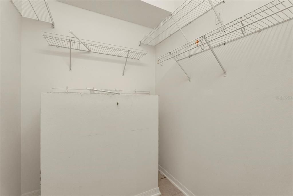 For Sale: $289,000 (2 beds, 2 baths, 1494 Square Feet)