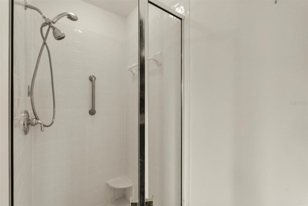 For Sale: $289,000 (2 beds, 2 baths, 1494 Square Feet)