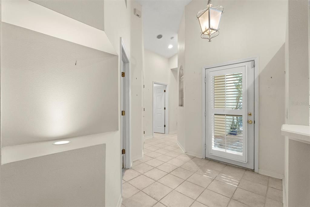 For Sale: $289,000 (2 beds, 2 baths, 1494 Square Feet)