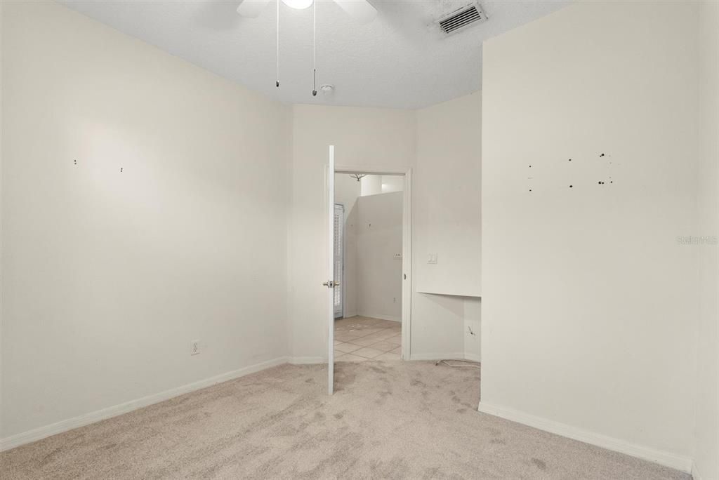 For Sale: $289,000 (2 beds, 2 baths, 1494 Square Feet)