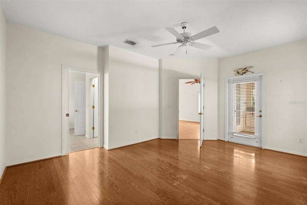 For Sale: $289,000 (2 beds, 2 baths, 1494 Square Feet)