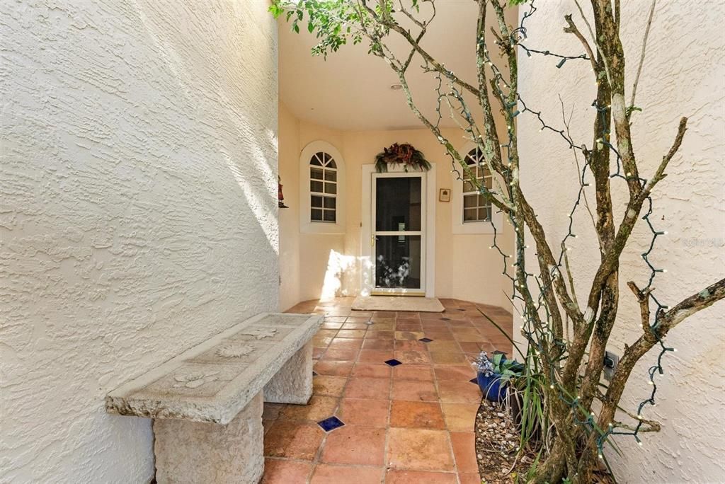 For Sale: $289,000 (2 beds, 2 baths, 1494 Square Feet)