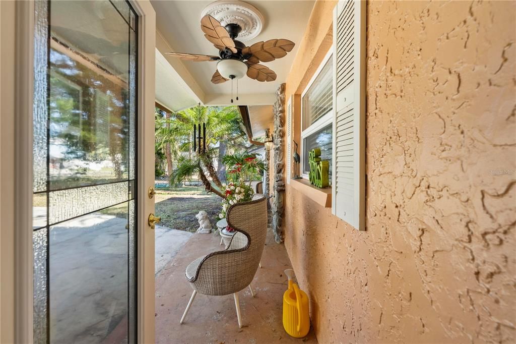 待售: $349,000 (2 贝兹, 2 浴室, 1585 平方英尺)