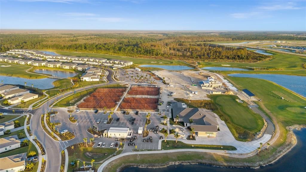 For Sale: $650,000 (3 beds, 3 baths, 2224 Square Feet)