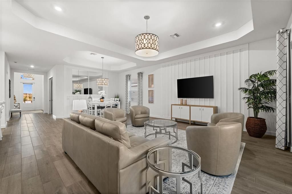 For Sale: $650,000 (3 beds, 3 baths, 2224 Square Feet)