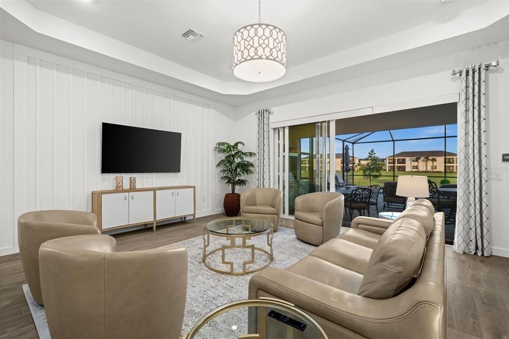 For Sale: $650,000 (3 beds, 3 baths, 2224 Square Feet)