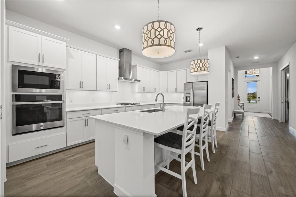 For Sale: $650,000 (3 beds, 3 baths, 2224 Square Feet)