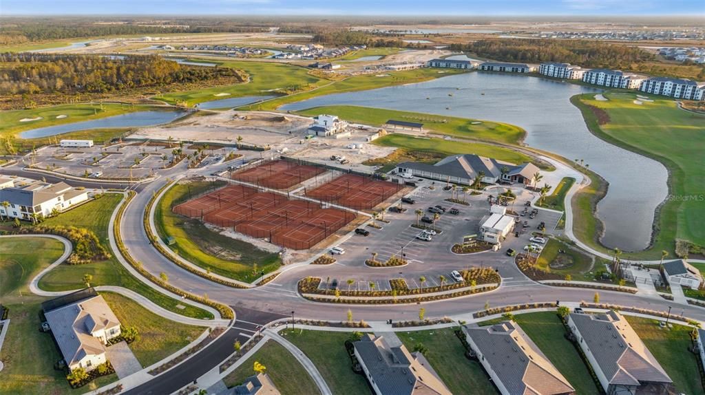 For Sale: $650,000 (3 beds, 3 baths, 2224 Square Feet)