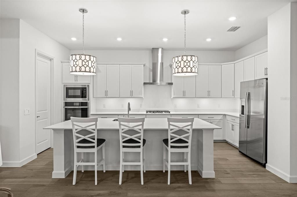 For Sale: $650,000 (3 beds, 3 baths, 2224 Square Feet)