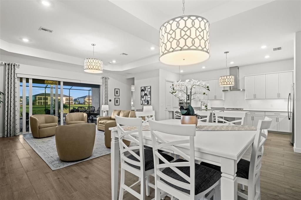 For Sale: $650,000 (3 beds, 3 baths, 2224 Square Feet)