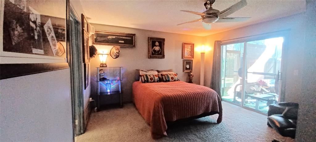 For Sale: $320,000 (2 beds, 2 baths, 1244 Square Feet)