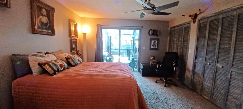 For Sale: $320,000 (2 beds, 2 baths, 1244 Square Feet)