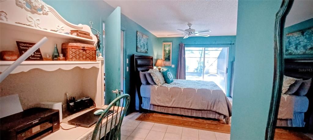 For Sale: $320,000 (2 beds, 2 baths, 1244 Square Feet)