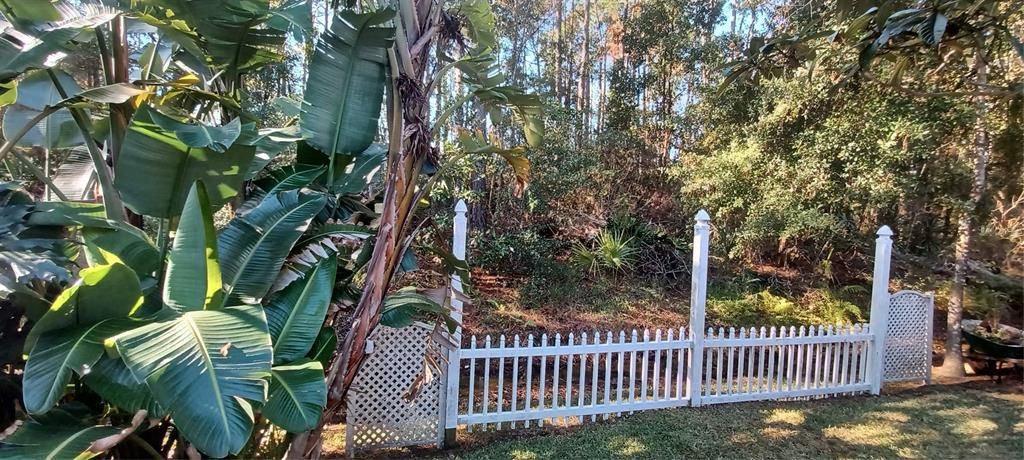 For Sale: $320,000 (2 beds, 2 baths, 1244 Square Feet)